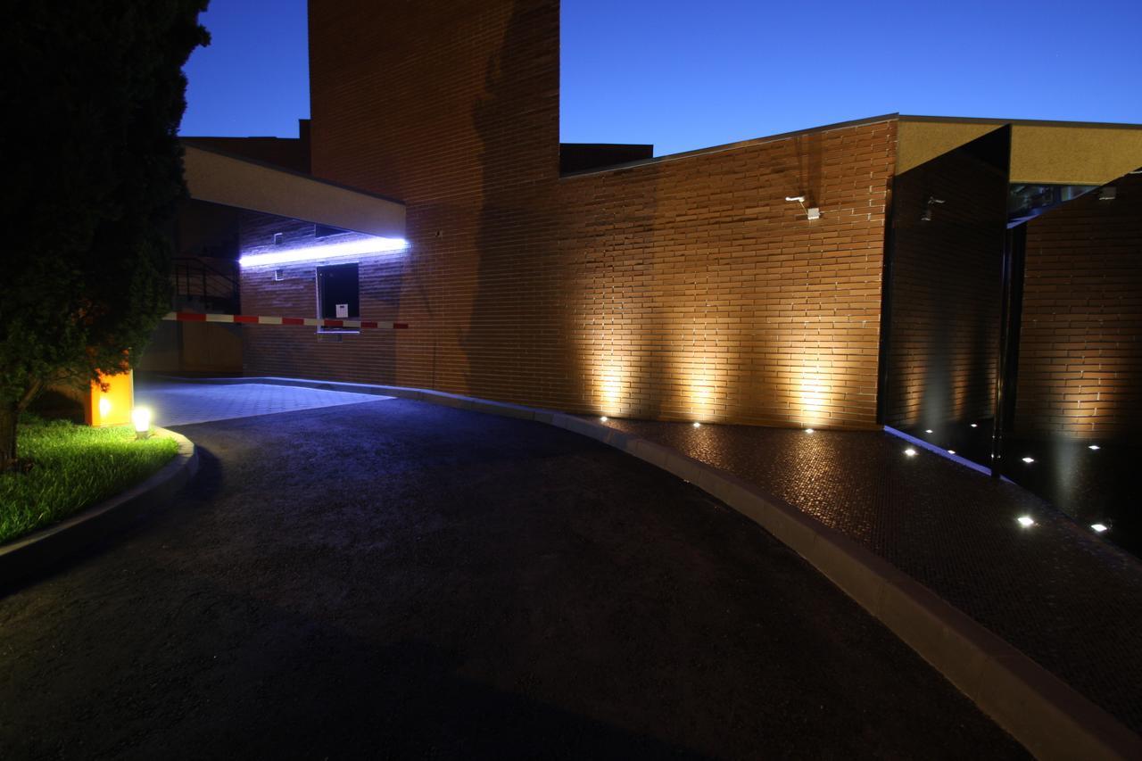 Silk Motel Pedroso Екстериор снимка